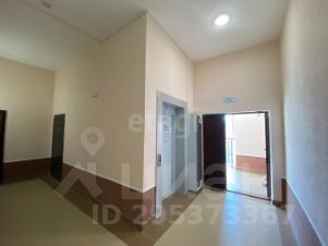 2-комн.кв., 71 м², этаж 9