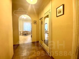 3-комн.кв., 114 м², этаж 3