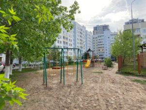 4-комн.кв., 95 м², этаж 3