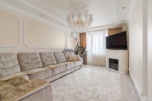 3-комн.кв., 76 м², этаж 3