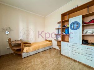 4-комн.кв., 228 м², этаж 17