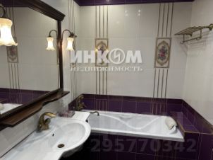 3-комн.кв., 82 м², этаж 3