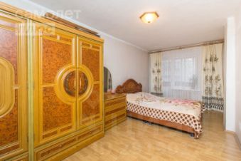 4-комн.кв., 142 м², этаж 5