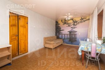 3-комн.кв., 80 м², этаж 2