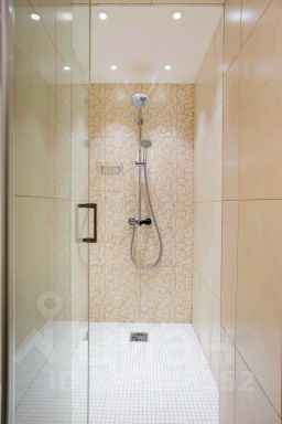 3-комн.кв., 150 м², этаж 1