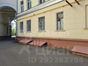 2-комн.кв., 67 м², этаж 1