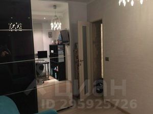 2-комн.кв., 57 м², этаж 4