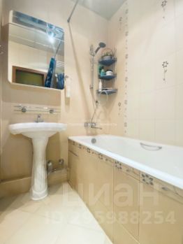 2-комн.кв., 71 м², этаж 15