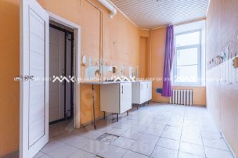 5-комн.кв., 192 м², этаж 3