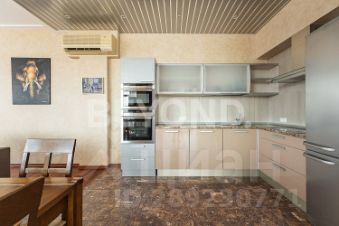 3-комн.апарт., 142 м², этаж 6