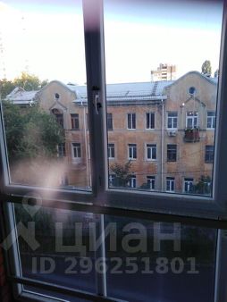 2-комн.кв., 79 м², этаж 3