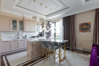 3-комн.кв., 163 м², этаж 7