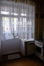 3-комн.кв., 74 м², этаж 4