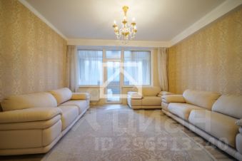 2-комн.кв., 71 м², этаж 8