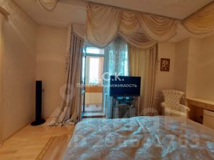 5-комн.кв., 210 м², этаж 12