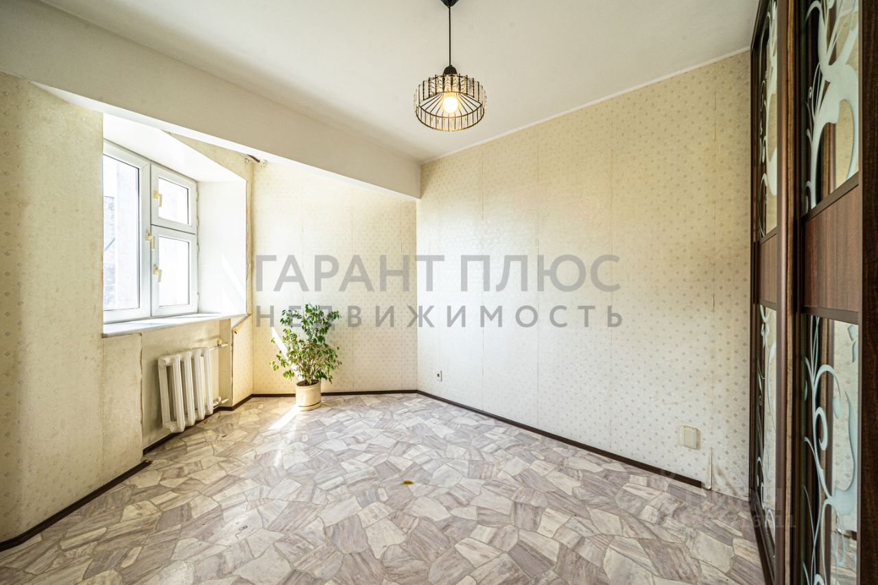 Продажа 3-х комнатной квартиры 70 кв.м в центре Липецка, кирпичный дом,  развитая инфраструктура