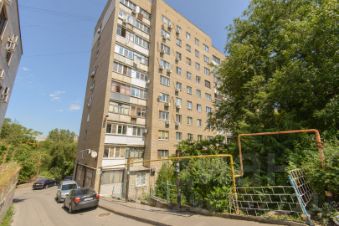 3-комн.кв., 60 м², этаж -1