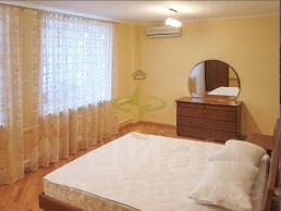 4-комн.кв., 137 м², этаж 6