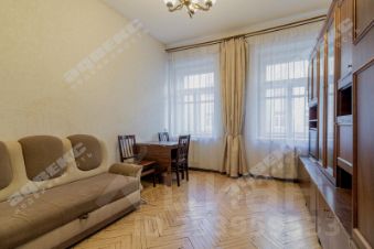 4-комн.кв., 74 м², этаж 2