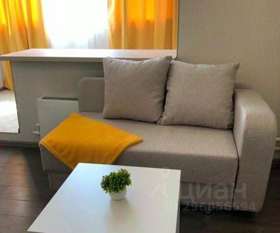 1-комн., 42 м², 1/1 этаж