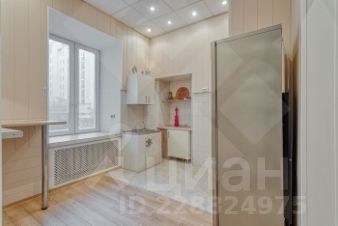 4-комн.кв., 110 м², этаж 3