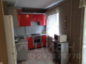 2-комн.кв., 50 м², этаж 3