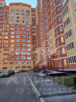 1-комн.кв., 40 м², этаж 13