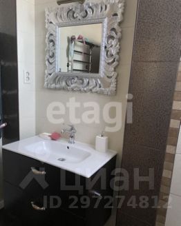 4-комн.кв., 168 м², этаж 1