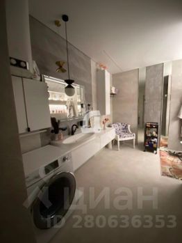 2-комн.кв., 76 м², этаж 14