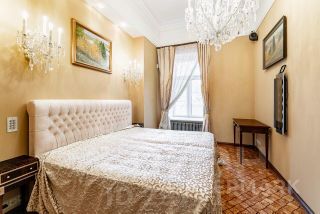 многокомн. кв., 218 м², этаж 4