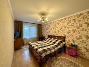 3-комн.кв., 90 м², этаж 1