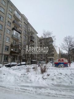 2-комн.кв., 55 м², этаж 3