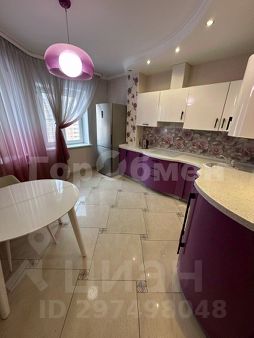 2-комн.кв., 70 м², этаж 12