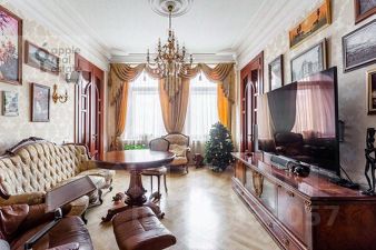 5-комн.кв., 117 м², этаж 4