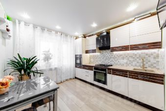 2-комн.кв., 60 м², этаж 6