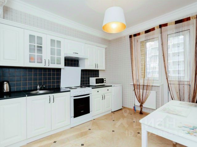 1-комн., 40 м², 1/1 этаж