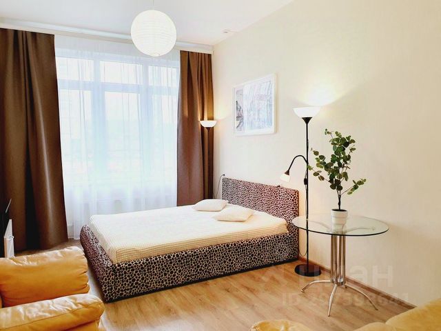 1-комн., 42 м², 1/1 этаж