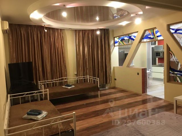 1-комн., 60 м², 1/1 этаж
