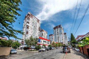 1-комн.кв., 80 м², этаж 1