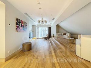 3-комн.апарт., 150 м², этаж 57