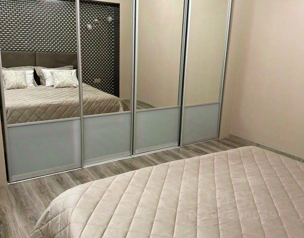 2-комн., 80 м², 1/1 этаж