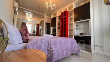 3-комн.кв., 90 м², этаж 1