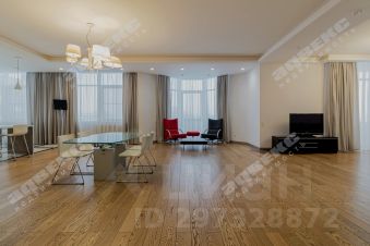 5-комн.кв., 255 м², этаж 7