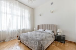 3-комн.кв., 140 м², этаж 6