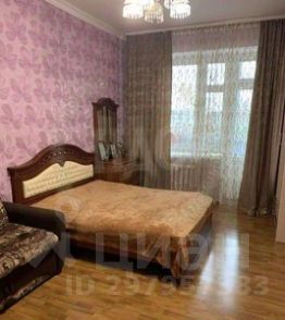 2-комн.кв., 90 м², этаж 6