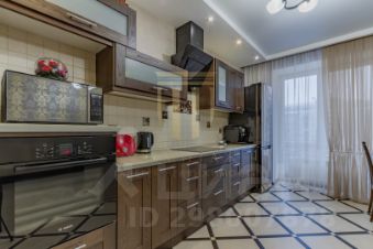 3-комн.кв., 74 м², этаж 14