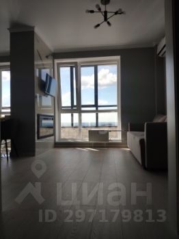 2-комн.кв., 90 м², этаж 18