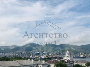 4-комн.кв., 165 м², этаж 6