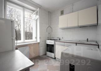 2-комн.кв., 52 м², этаж 4