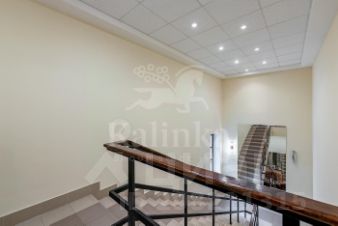 4-комн.кв., 160 м², этаж 3